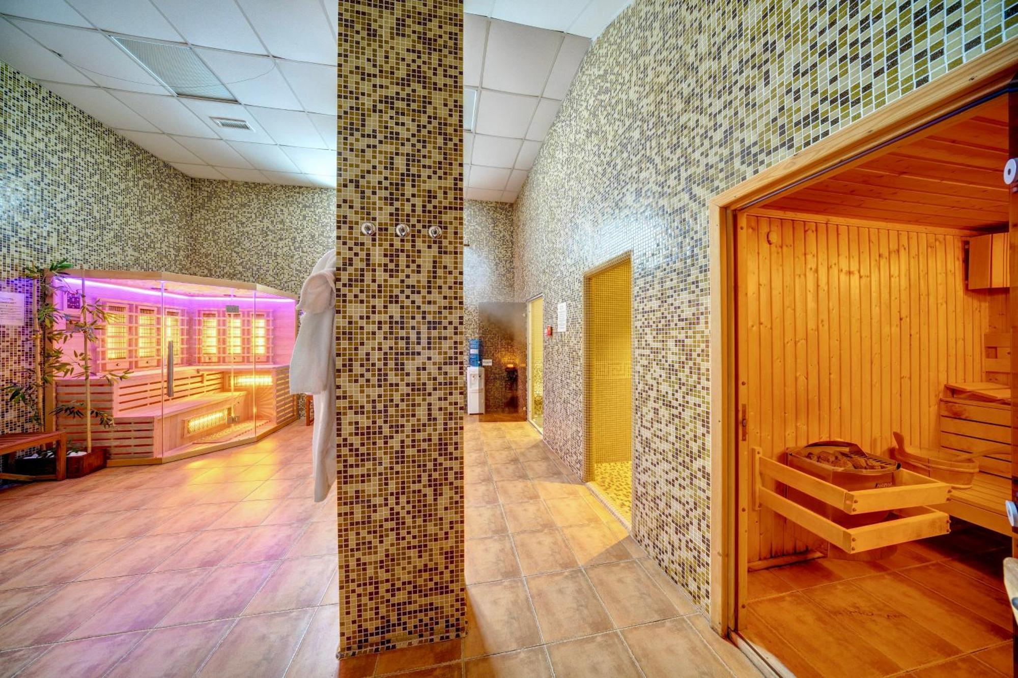 From Sunrise To Sunset At Oak Residence Smolyan Lakes Pamporovo Exterior photo
